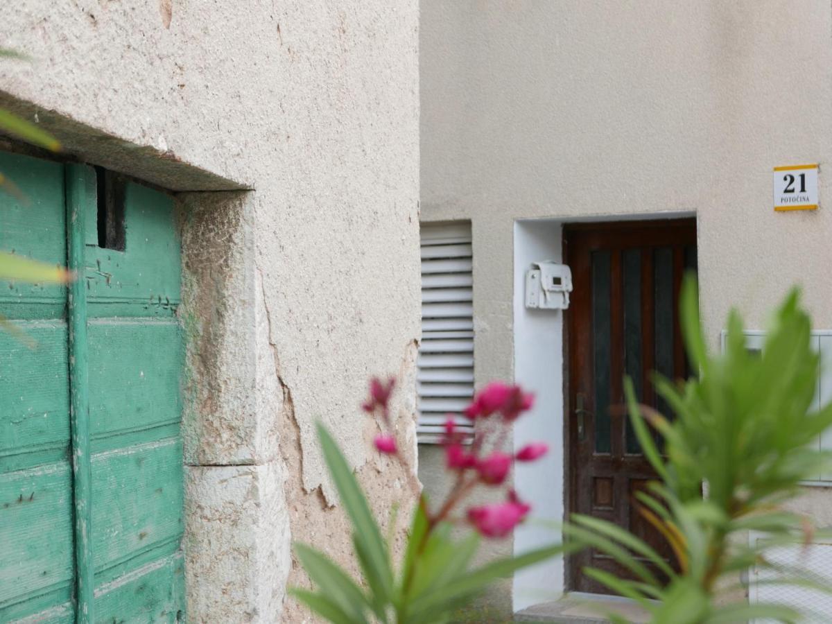 Apartmán Potocina 21 Vrbnik Exteriér fotografie
