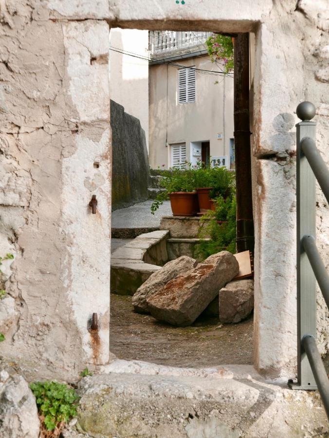 Apartmán Potocina 21 Vrbnik Exteriér fotografie