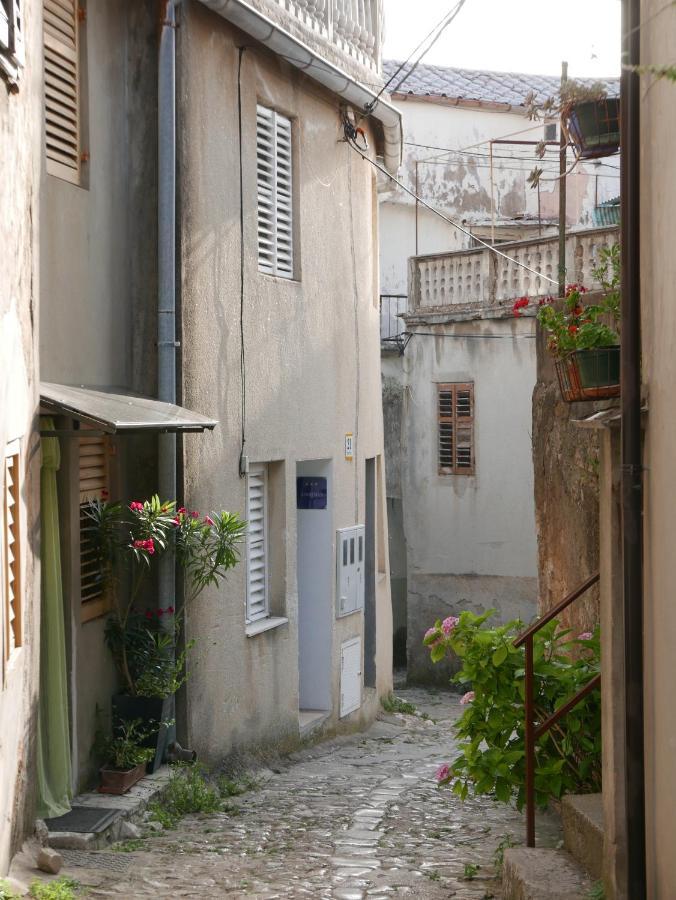 Apartmán Potocina 21 Vrbnik Exteriér fotografie